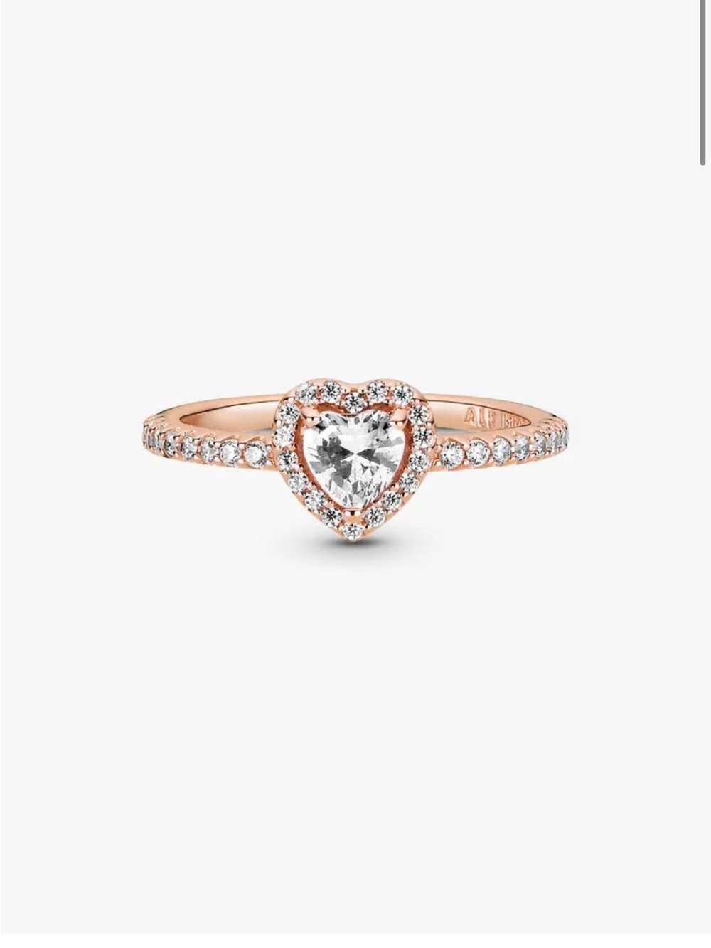 Pandora Sparkling Elevated Heart Ring
14k rose gold plating
